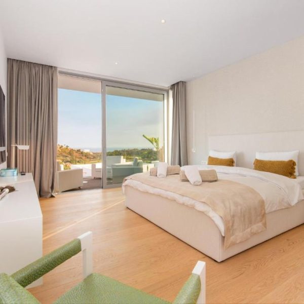 Slaapkamer 1: Master bedroom